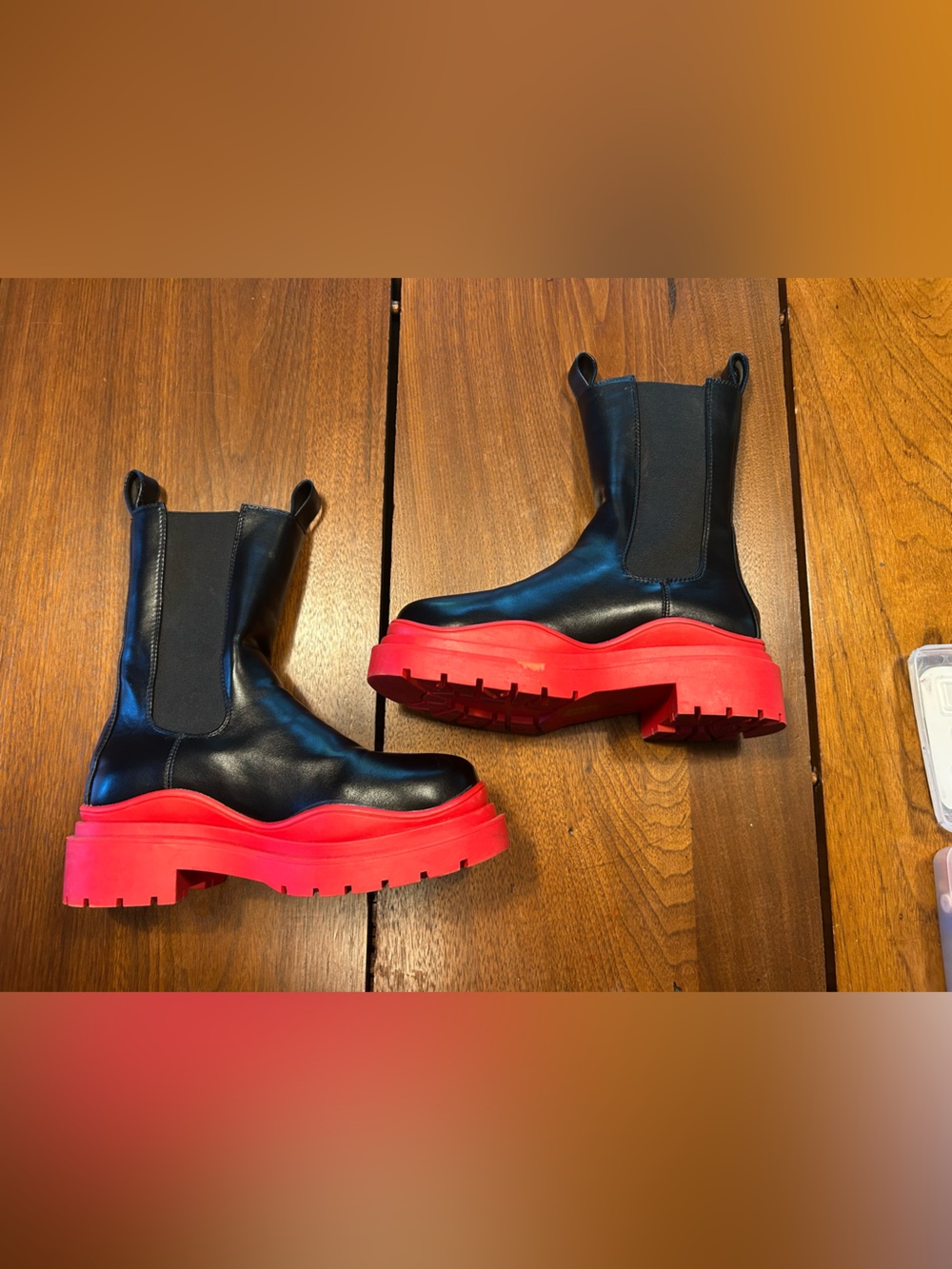 Azalea Wang Ghosted Flatform Chelsea Boots
